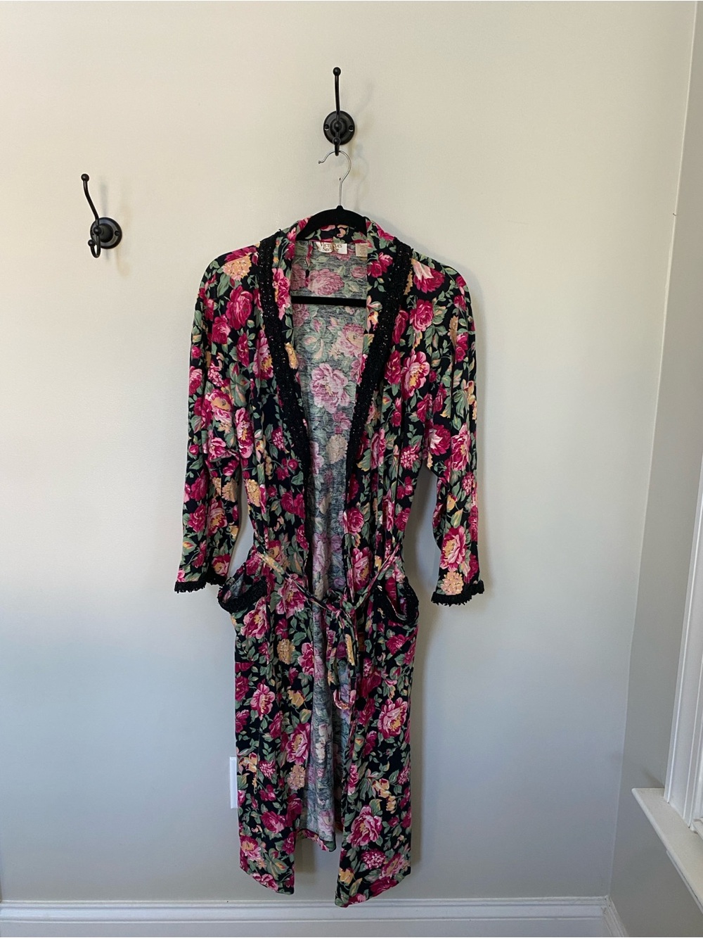 Y2K Victoria's Secret Black Floral Tie-Front Robe with Pink & Green Roses